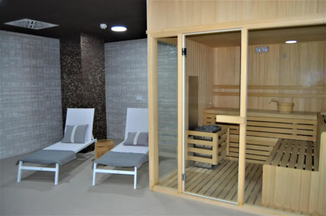 Panoramica 2 Bed Luxury Apartment פואנגירולה